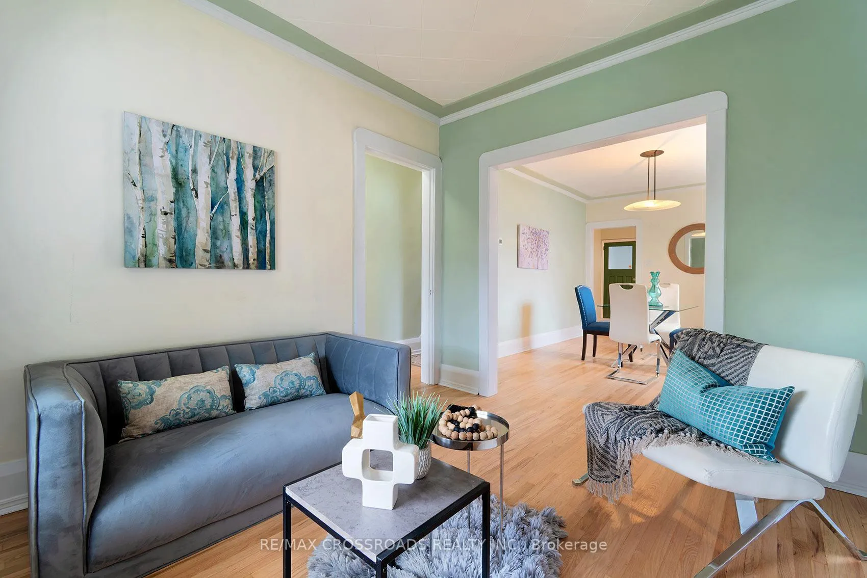Photo 10 of 90 Milverton Boulevard, Toronto, Danforth — HOMEH