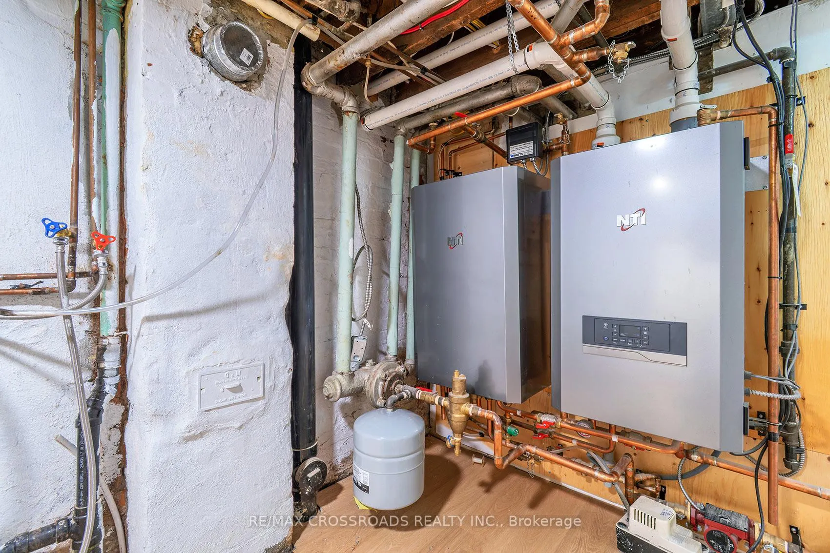 Photo 32 of 90 Milverton Boulevard, Toronto, Danforth — HOMEH