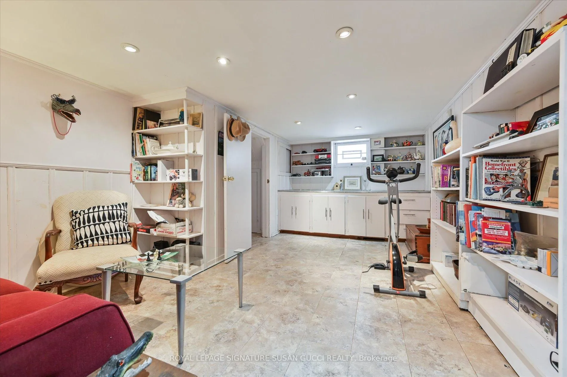 Photo 16 of 33 Plaxton Drive, Toronto, O'Connor-Parkview — HOMEH