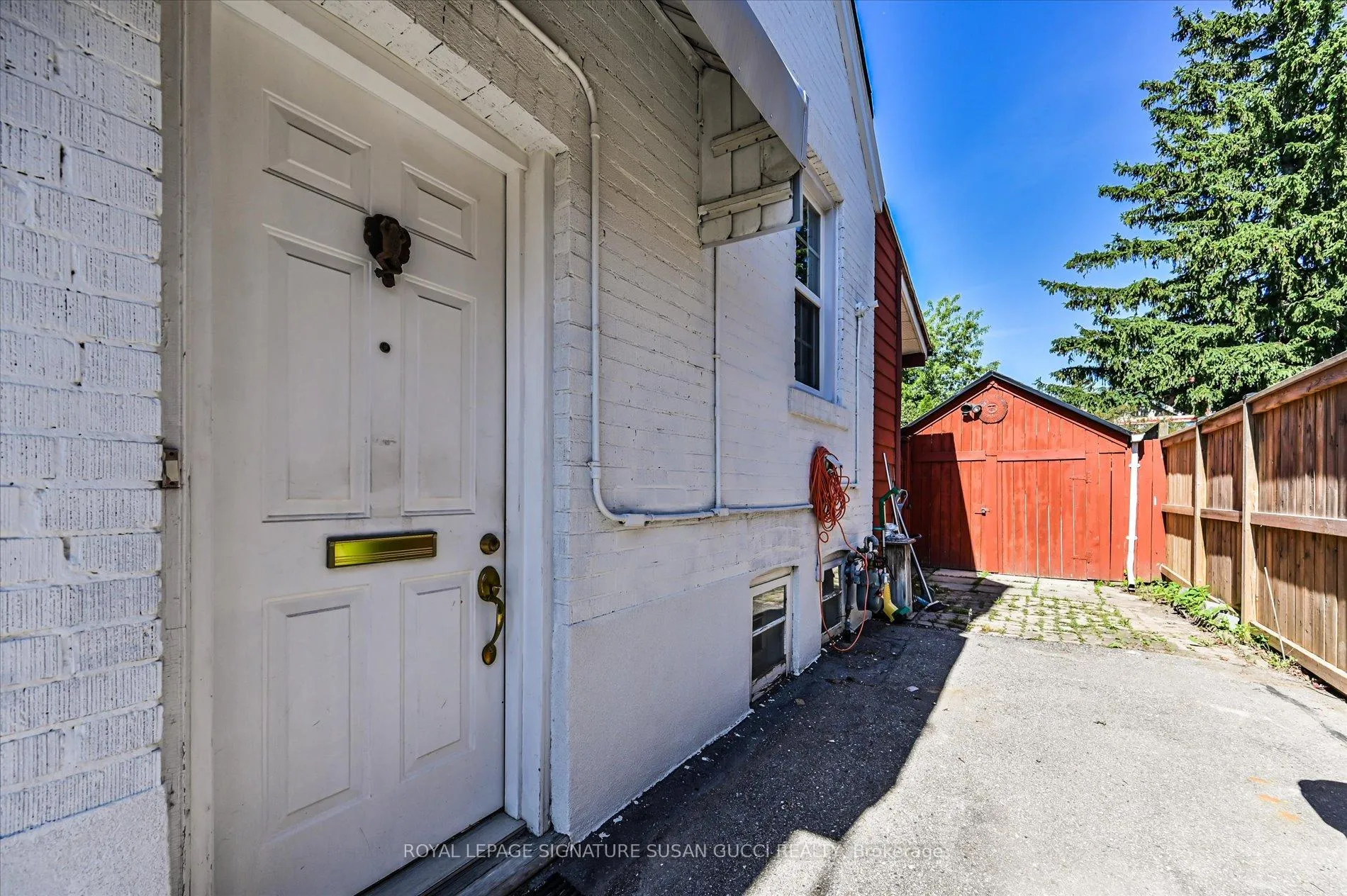 Photo 2 of 33 Plaxton Drive, Toronto, O'Connor-Parkview — HOMEH