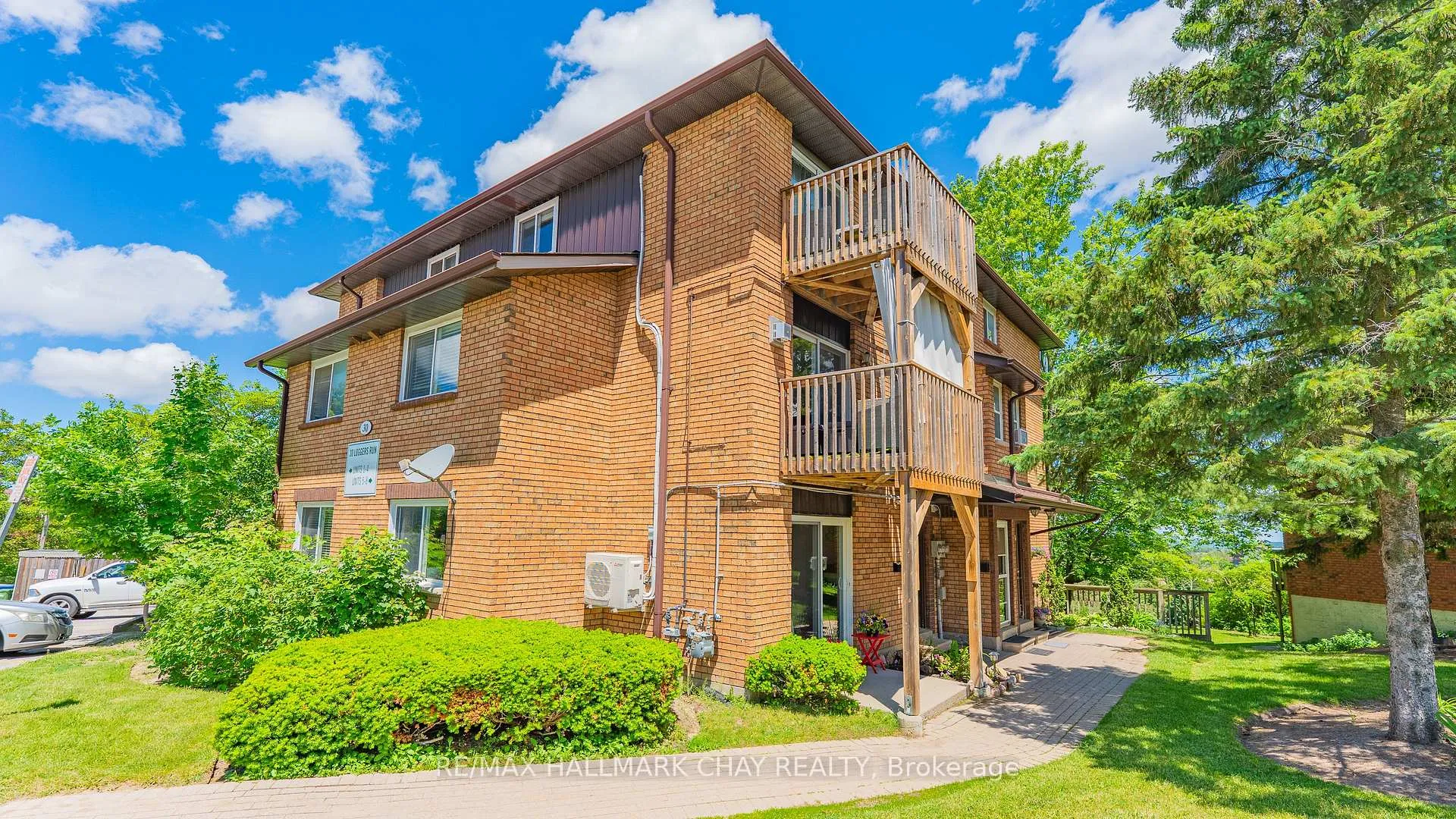 Photo 1 of Unit 5, 30 Loggers Run, Barrie, Ardagh — HOMEH