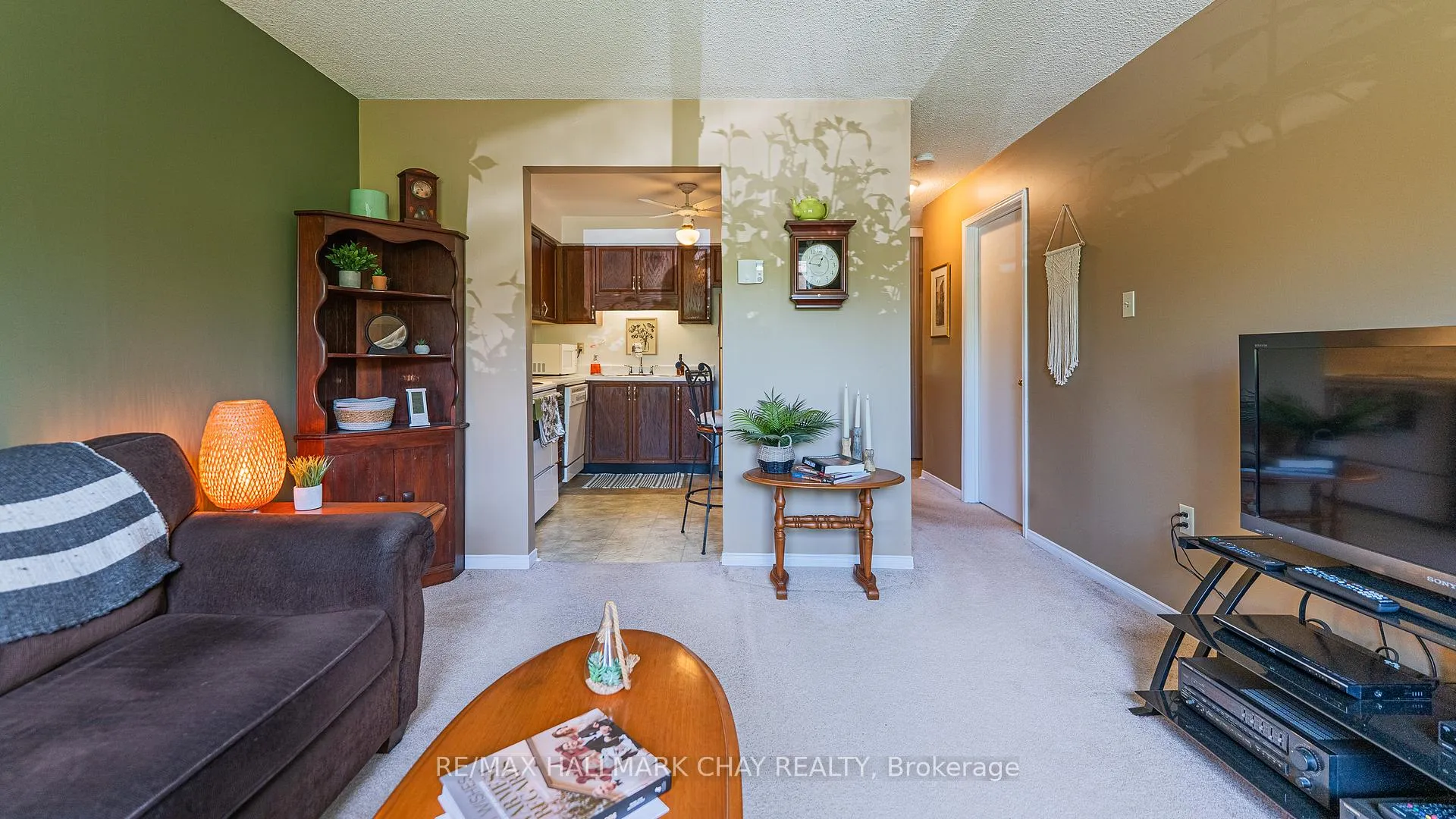Photo 7 of Unit 5, 30 Loggers Run, Barrie, Ardagh — HOMEH