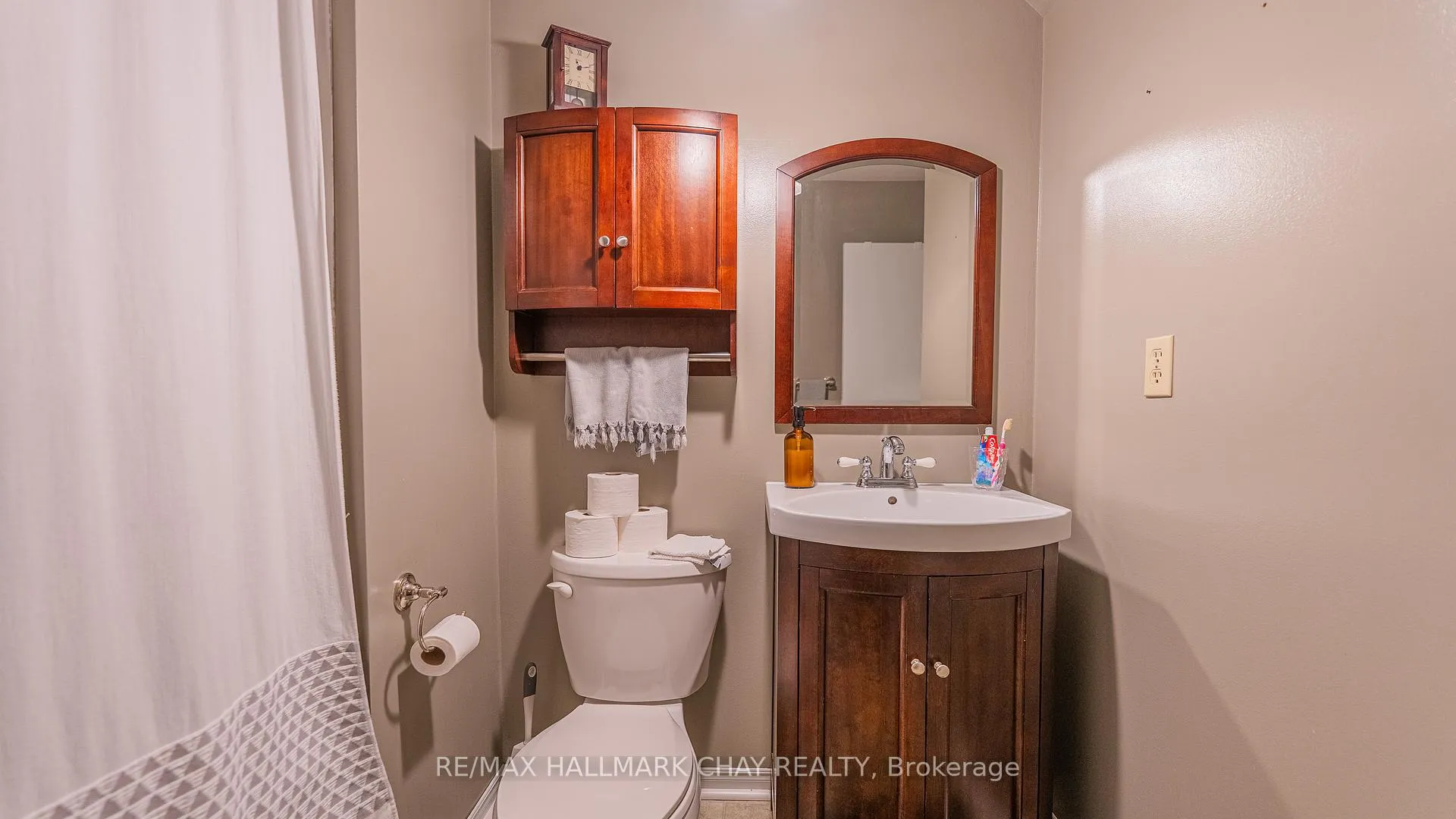 Photo 18 of Unit 5, 30 Loggers Run, Barrie, Ardagh — HOMEH