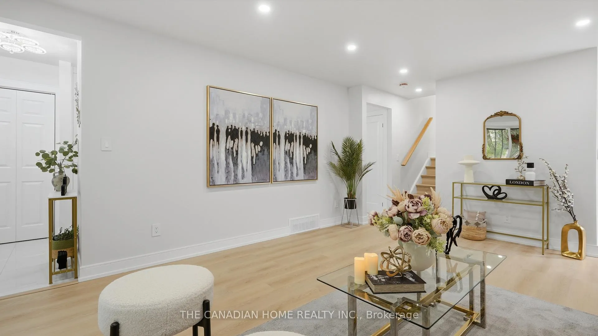 Photo 8 of 5955 Frontenac Street, Niagara Falls, Arad/Fallsview — HOMEH