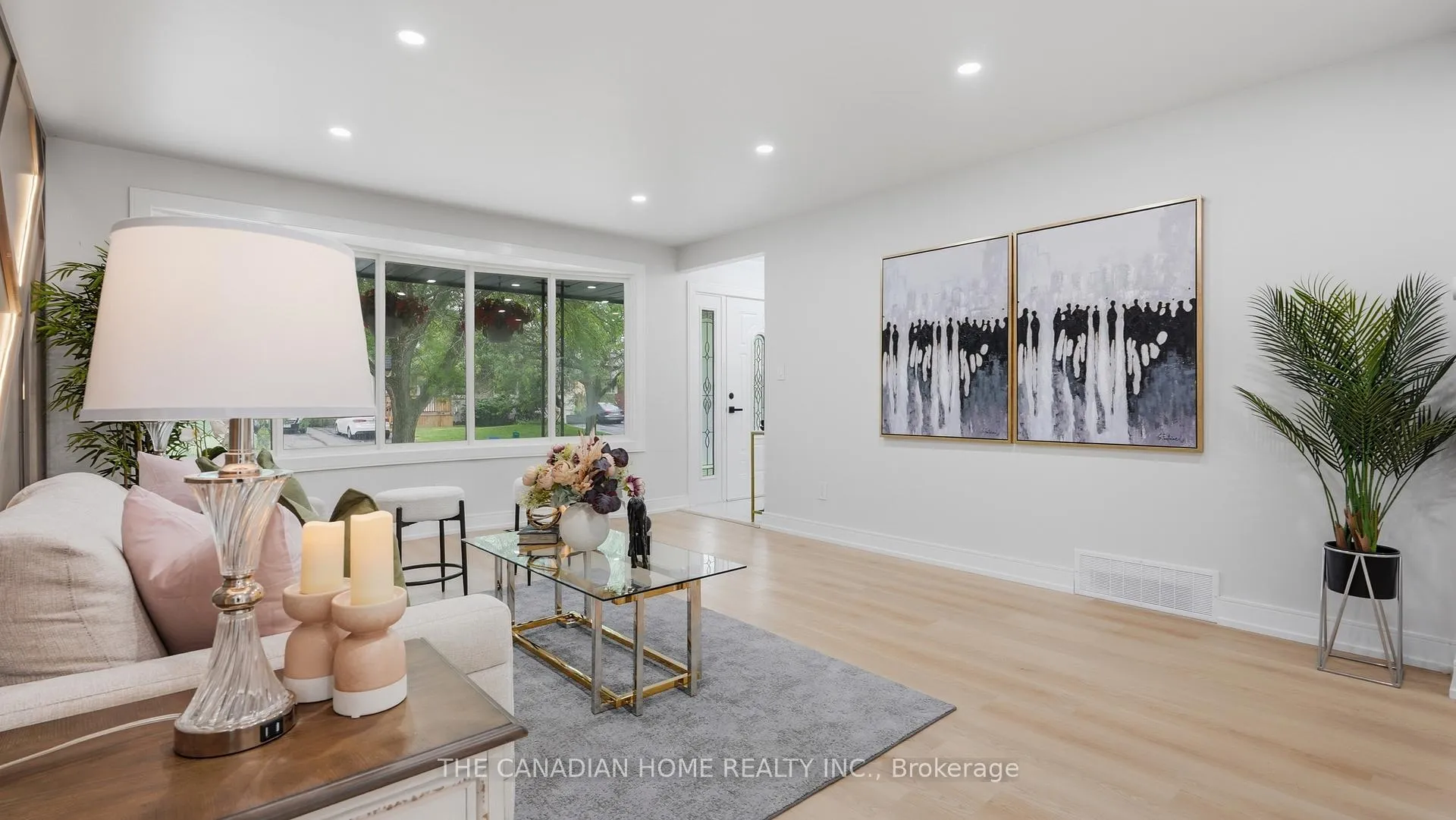 Photo 10 of 5955 Frontenac Street, Niagara Falls, Arad/Fallsview — HOMEH
