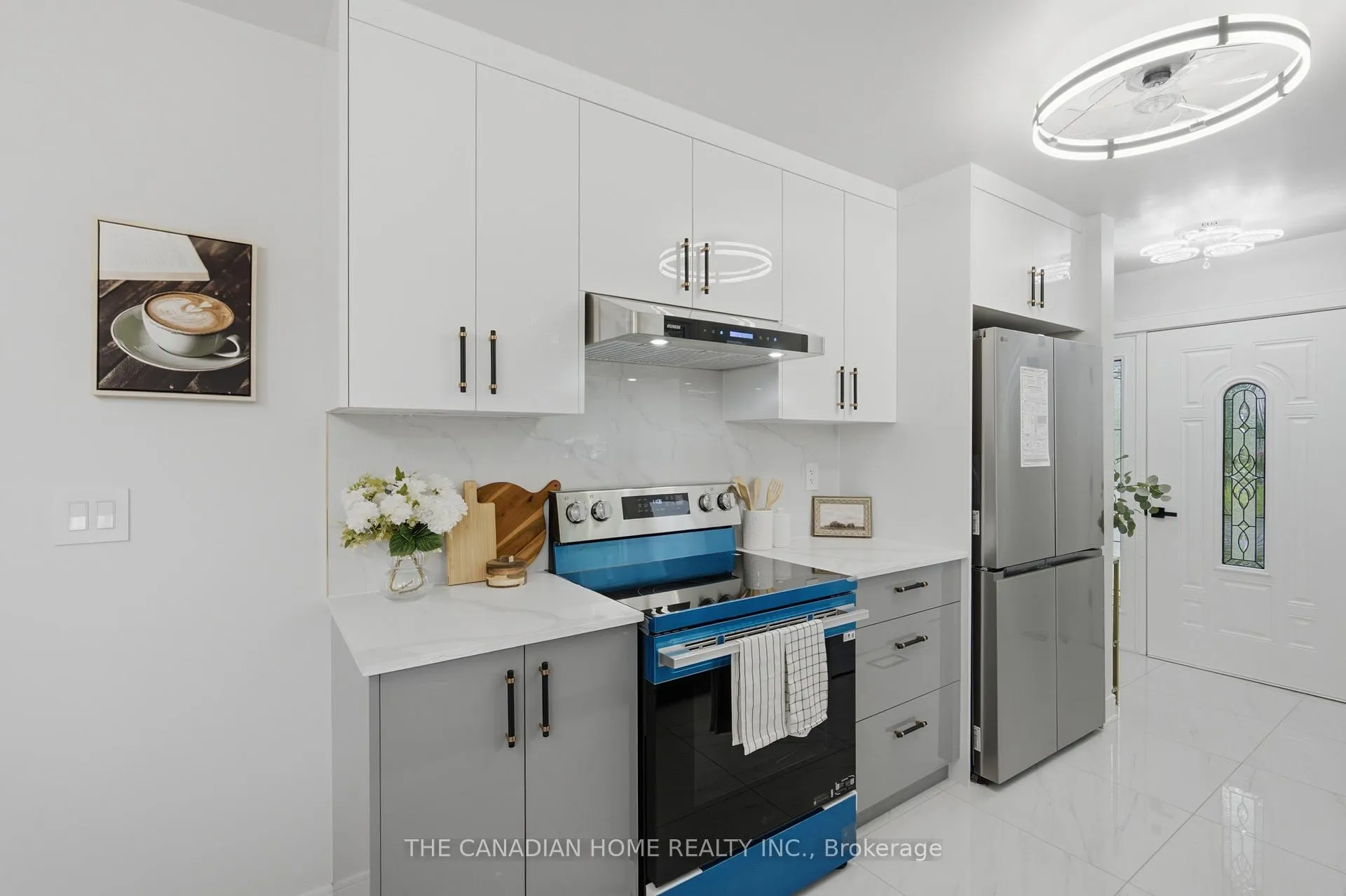 Photo 17 of 5955 Frontenac Street, Niagara Falls, Arad/Fallsview — HOMEH