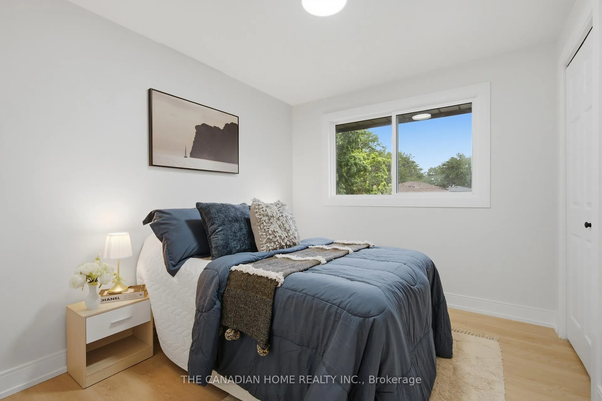 Photo 19 of 5955 Frontenac Street, Niagara Falls, Arad/Fallsview — HOMEH
