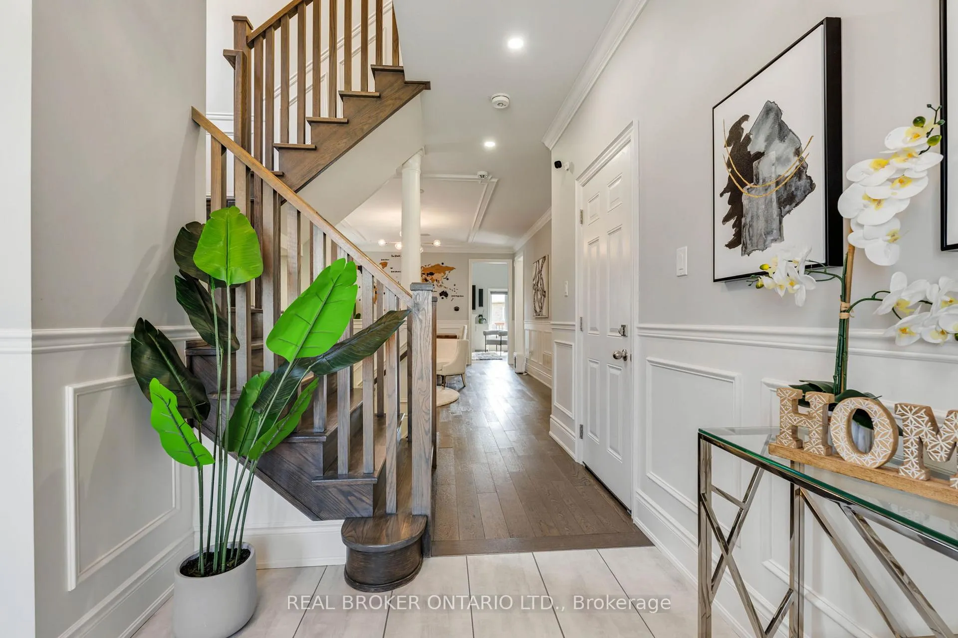 Photo 4 of 97 Elephant Hill Drive, Clarington, Bowmanville — HOMEH