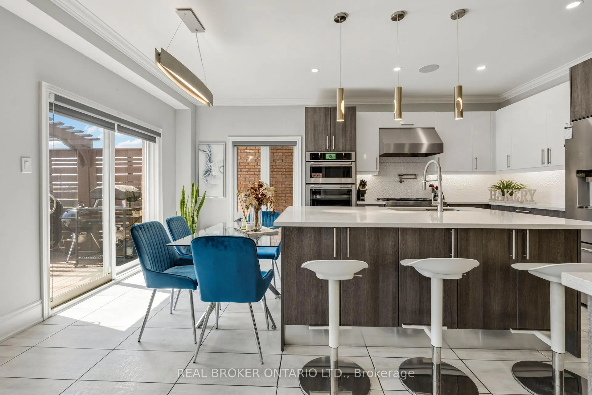 Photo 15 of 97 Elephant Hill Drive, Clarington, Bowmanville — HOMEH