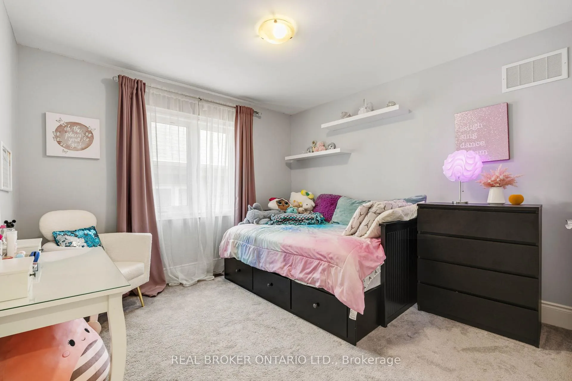 Photo 28 of 97 Elephant Hill Drive, Clarington, Bowmanville — HOMEH
