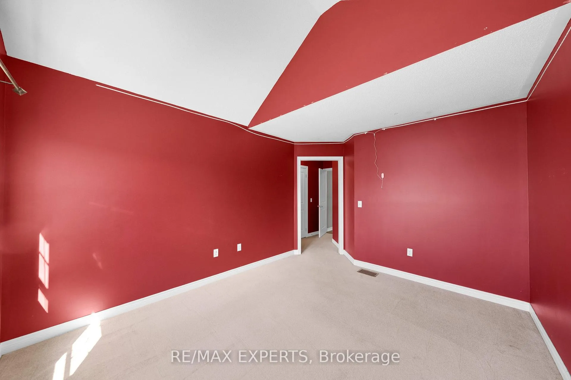 Photo 26 of 4367 Chemonda Street, Niagara Falls, Lyons Creek — HOMEH