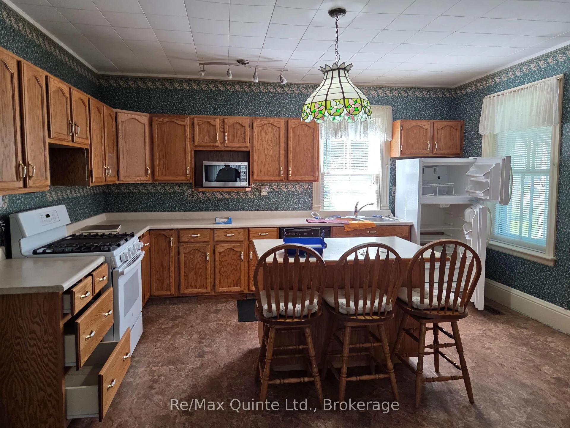 Photo 5 of 237 Colborne Street, Tweed, Tweed (Village) — HOMEH