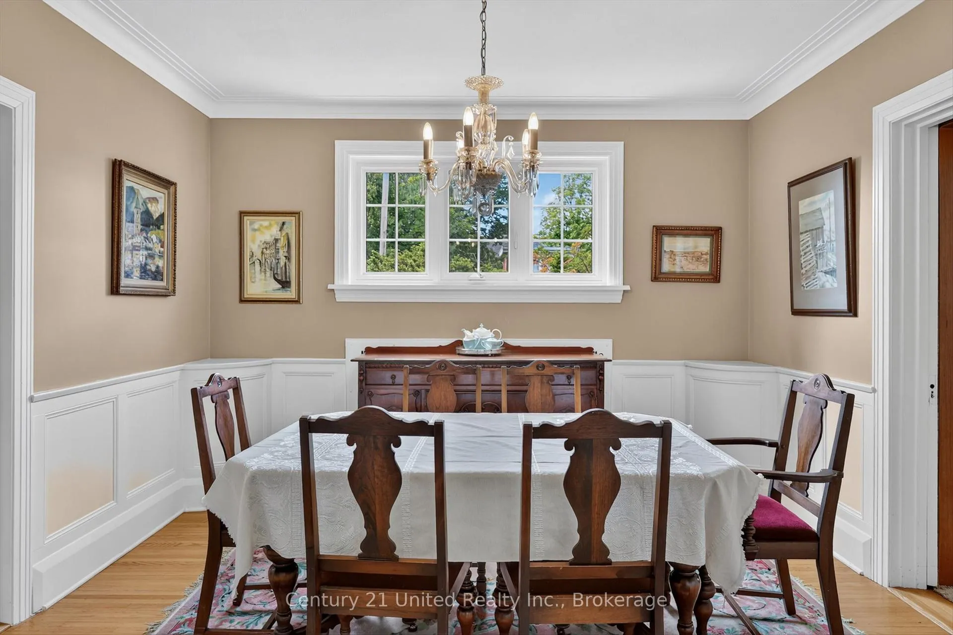 Photo 12 of 204 O'Carroll Avenue, Peterborough, Northcrest Ward 5 — HOMEH