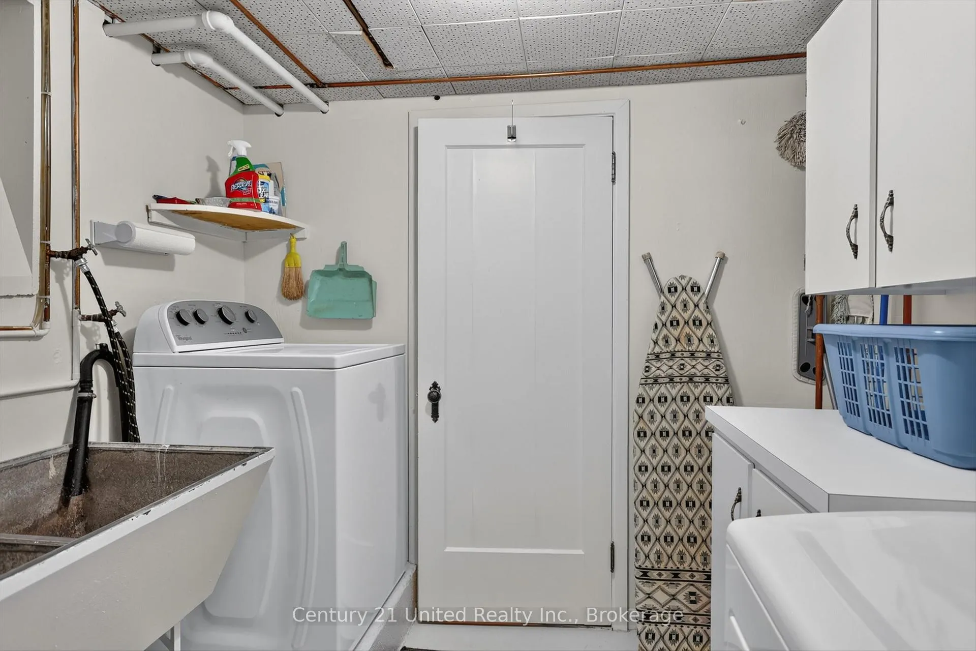 Photo 26 of 204 O'Carroll Avenue, Peterborough, Northcrest Ward 5 — HOMEH