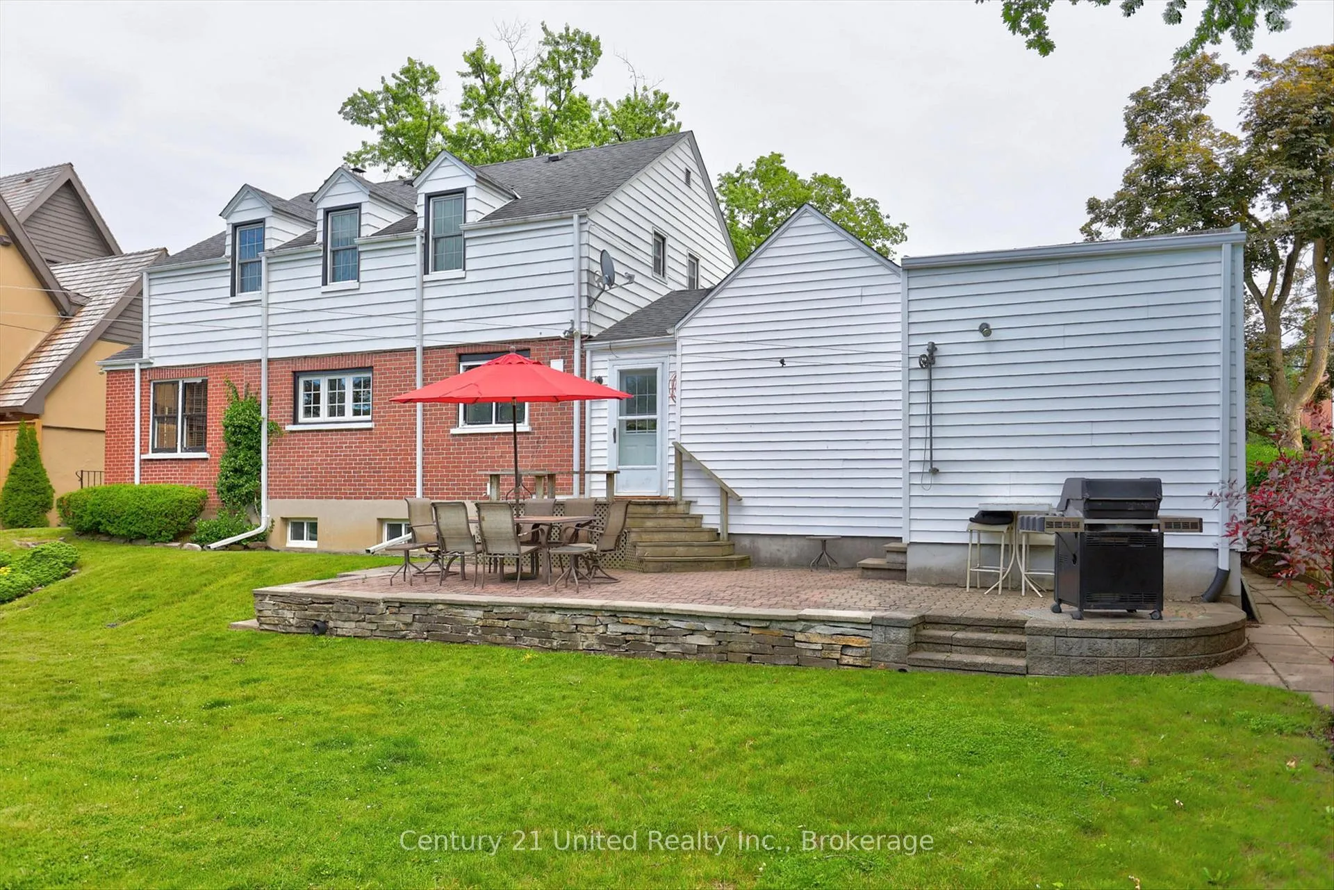 Photo 27 of 204 O'Carroll Avenue, Peterborough, Northcrest Ward 5 — HOMEH