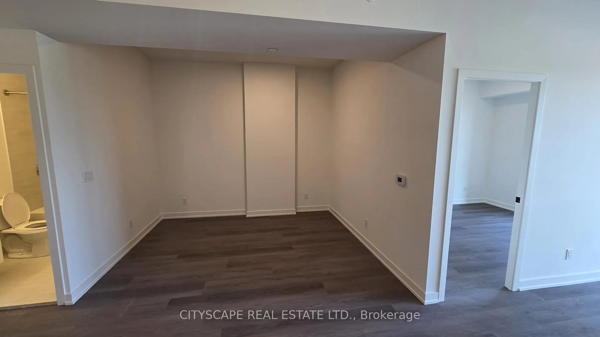 Photo 11 of Unit 404, 33 Erie Avenue, Brantford, Eagle Place West — HOMEH