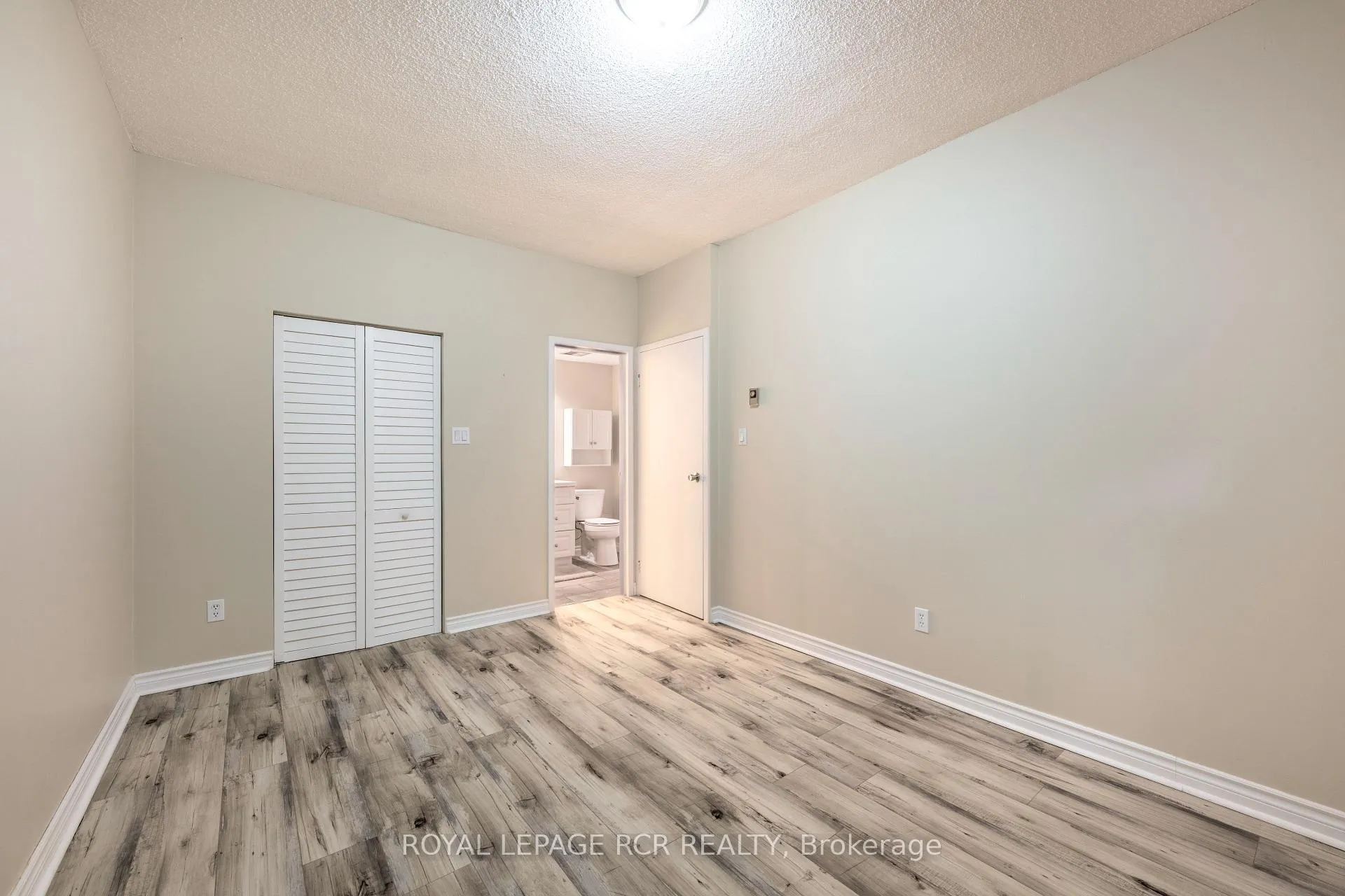 Photo 16 of Unit 13, 16 Fourth Street, Orangeville — HOMEH