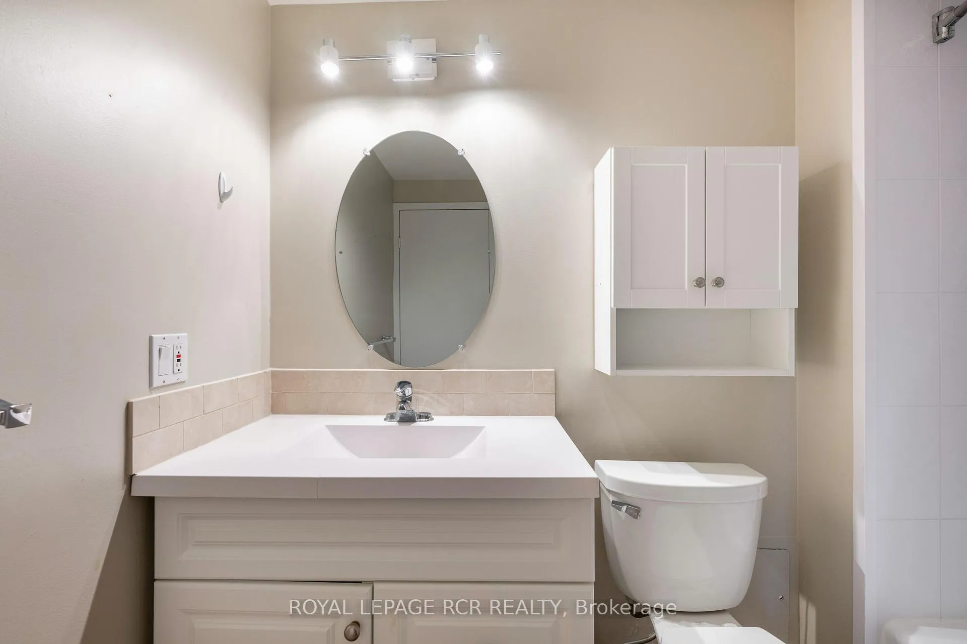 Photo 21 of Unit 13, 16 Fourth Street, Orangeville — HOMEH