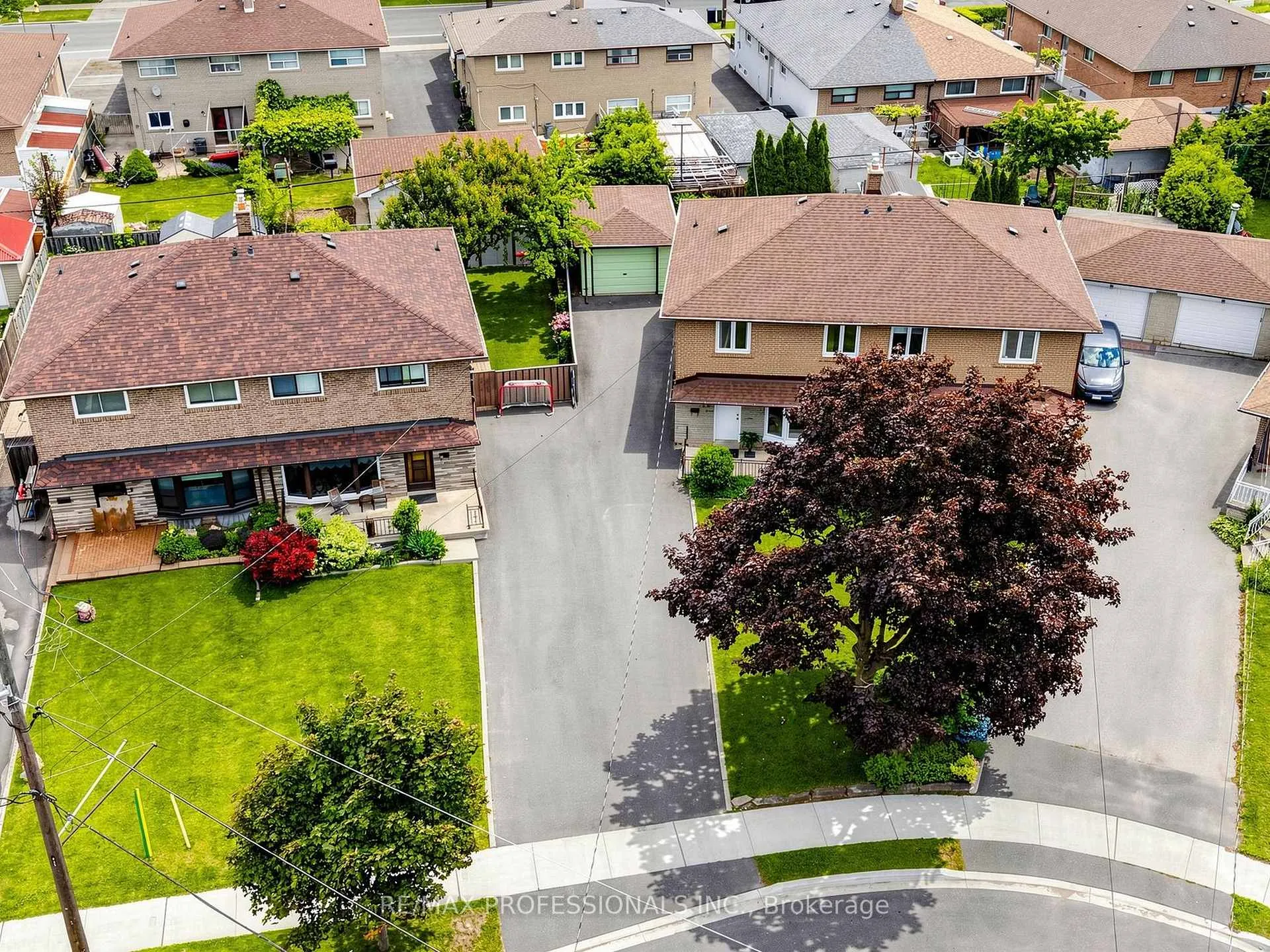 Photo 31 of 19 Davelayne Road, North York, Humbermede — HOMEH
