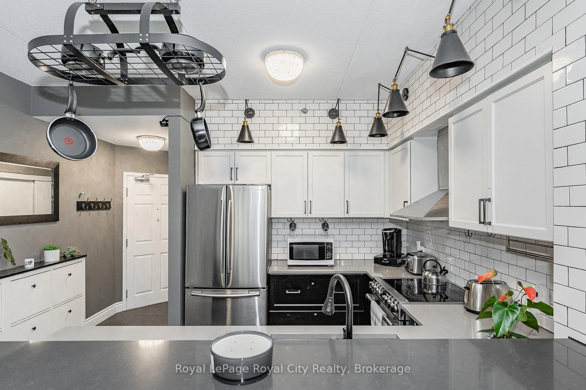 Photo 5 of Unit 102, 308 Watson Parkway N, Guelph, Grange Road — HOMEH