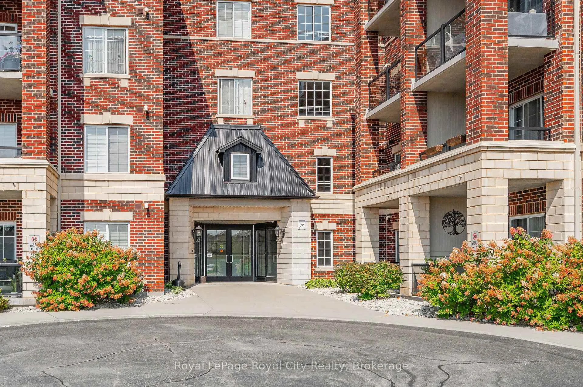 Photo 22 of Unit 102, 308 Watson Parkway N, Guelph, Grange Road — HOMEH