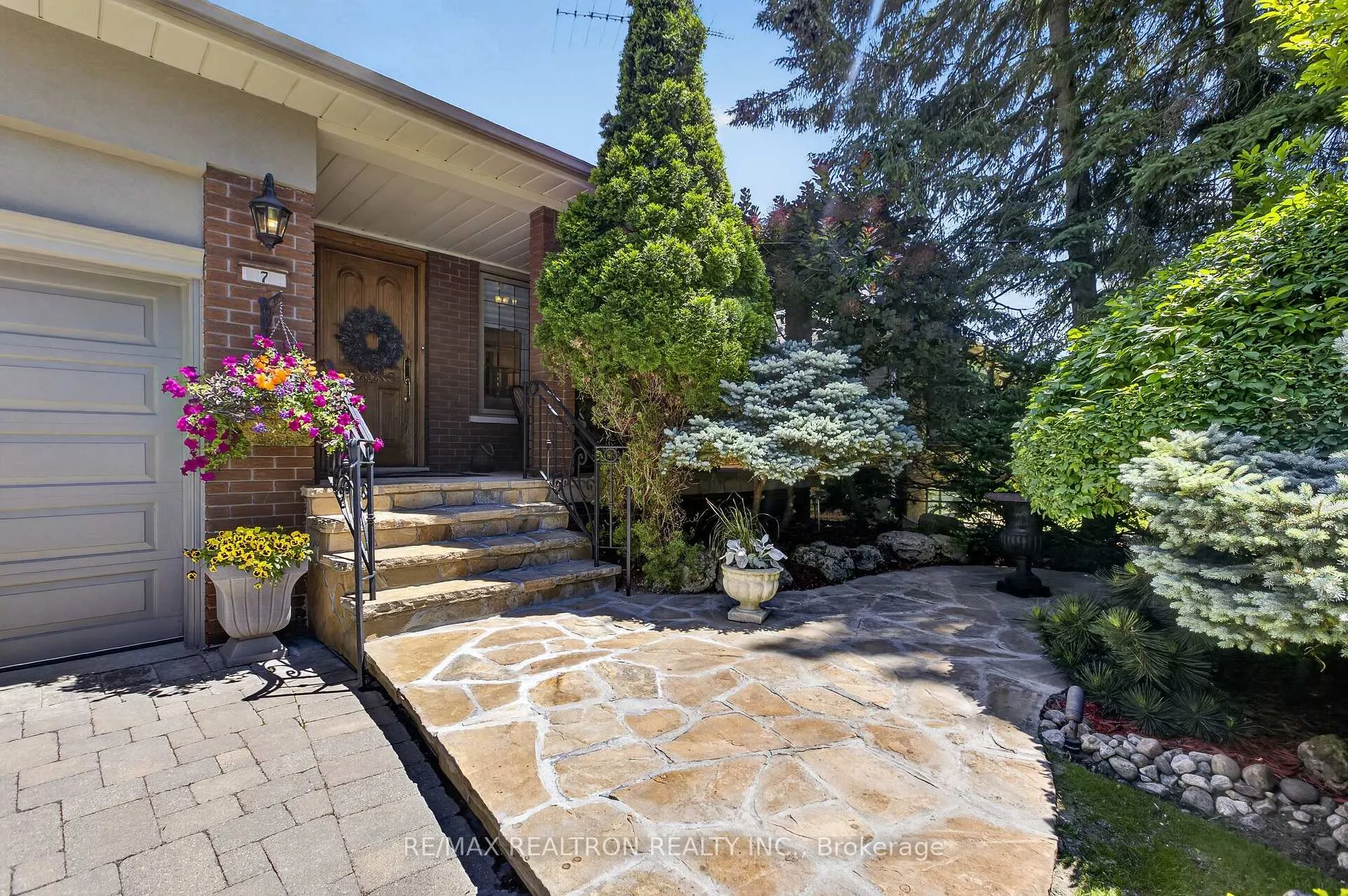 Photo 3 of 7 Conlins Road, Scarborough, Highland Creek — HOMEH