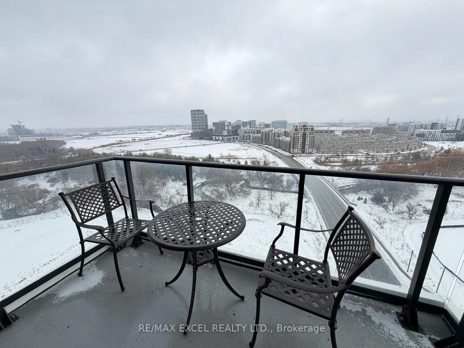Photo 23 of Unit 2005, 8 Water Walk Drive, Markham, Unionville — HOMEH