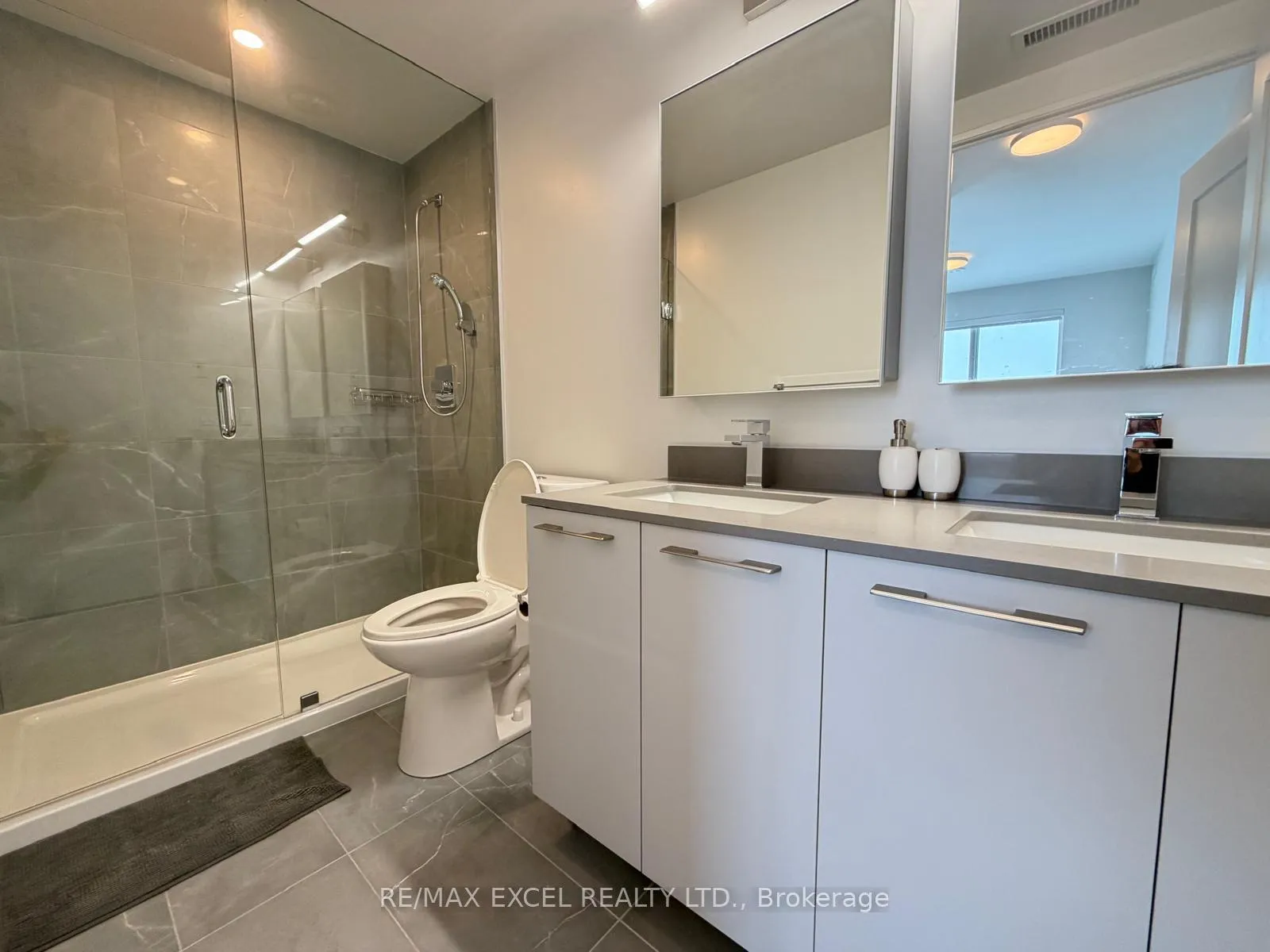 Photo 25 of Unit 2005, 8 Water Walk Drive, Markham, Unionville — HOMEH