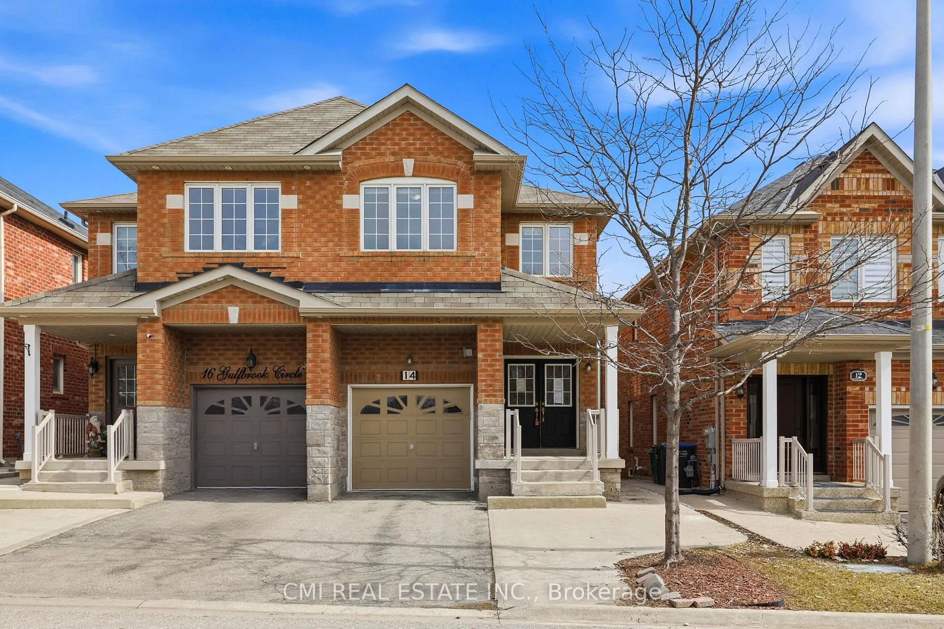 Photo 2 of 14 Gulfbrook Circle, Brampton, Sandringham-Wellington — HOMEH