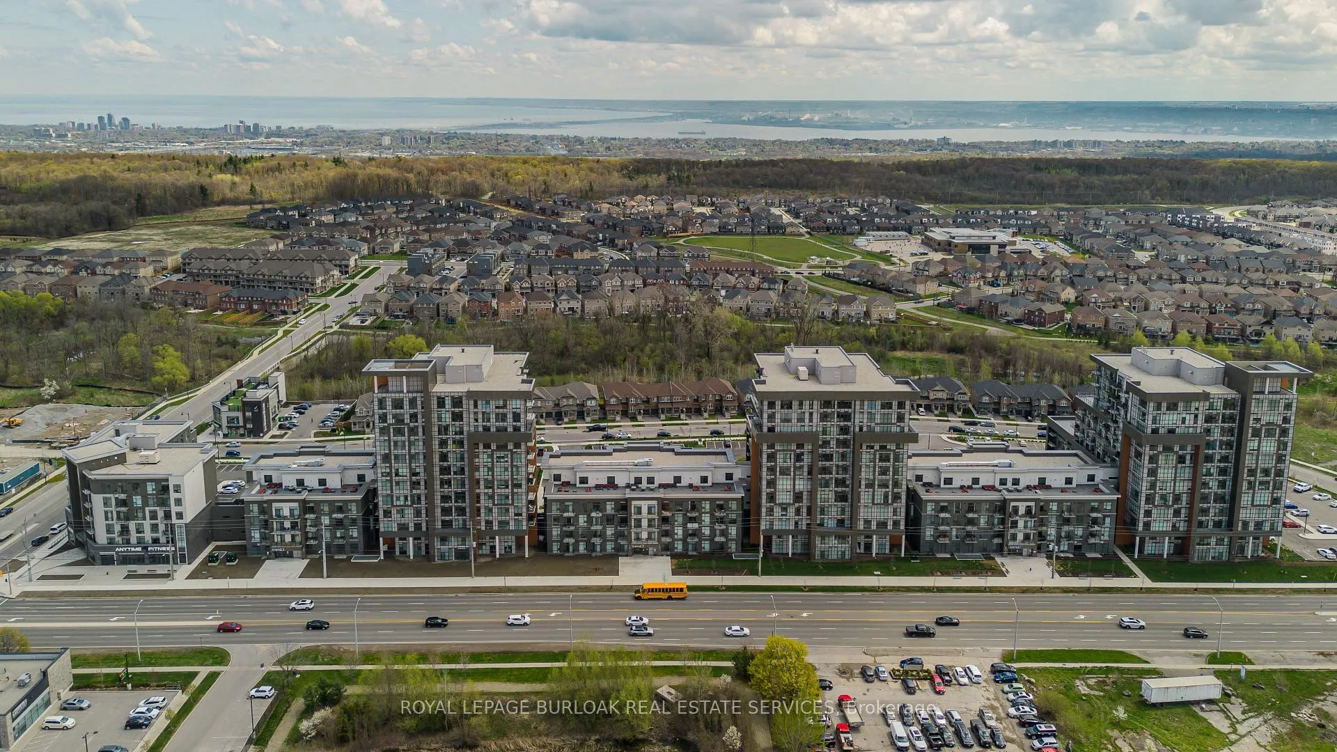 Photo 2 of Unit 317, 470 Dundas Street E, Hamilton, Waterdown — HOMEH