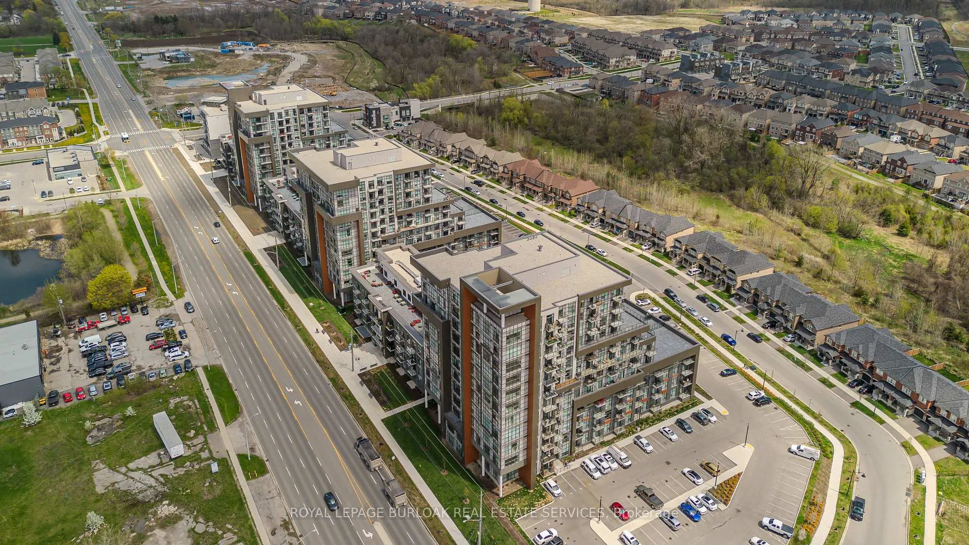 Photo 3 of Unit 317, 470 Dundas Street E, Hamilton, Waterdown — HOMEH