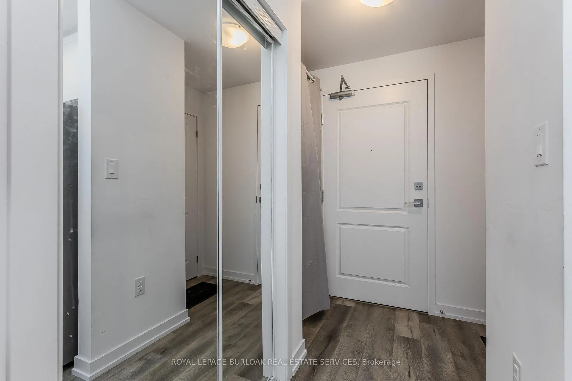 Photo 10 of Unit 317, 470 Dundas Street E, Hamilton, Waterdown — HOMEH