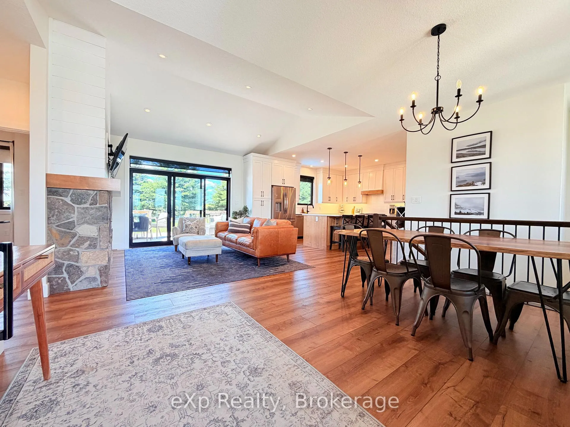Photo 5 of 21 Devinwood Avenue, Brockton — HOMEH