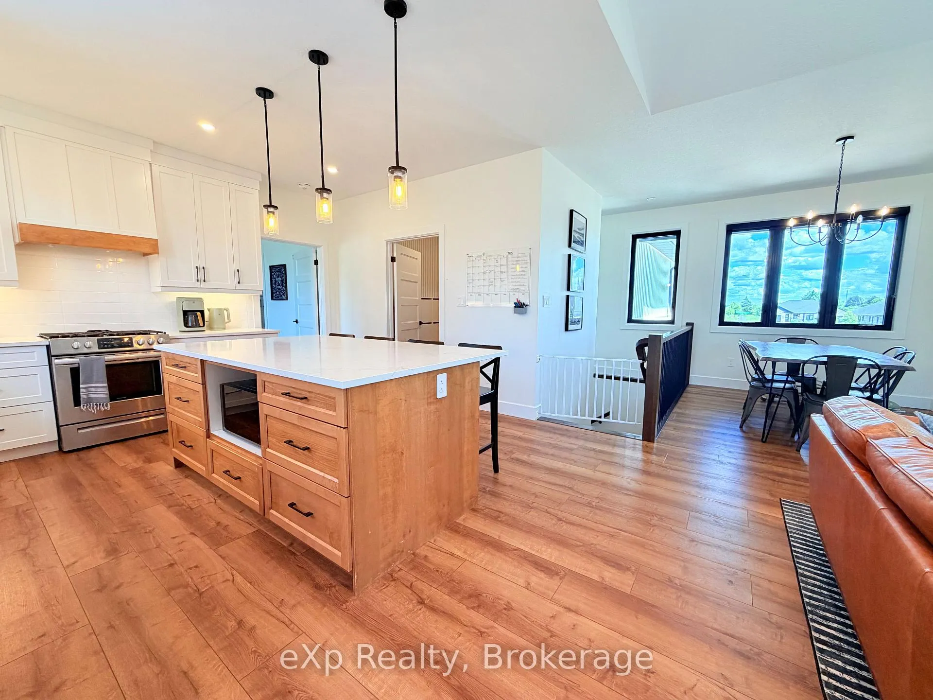 Photo 13 of 21 Devinwood Avenue, Brockton — HOMEH