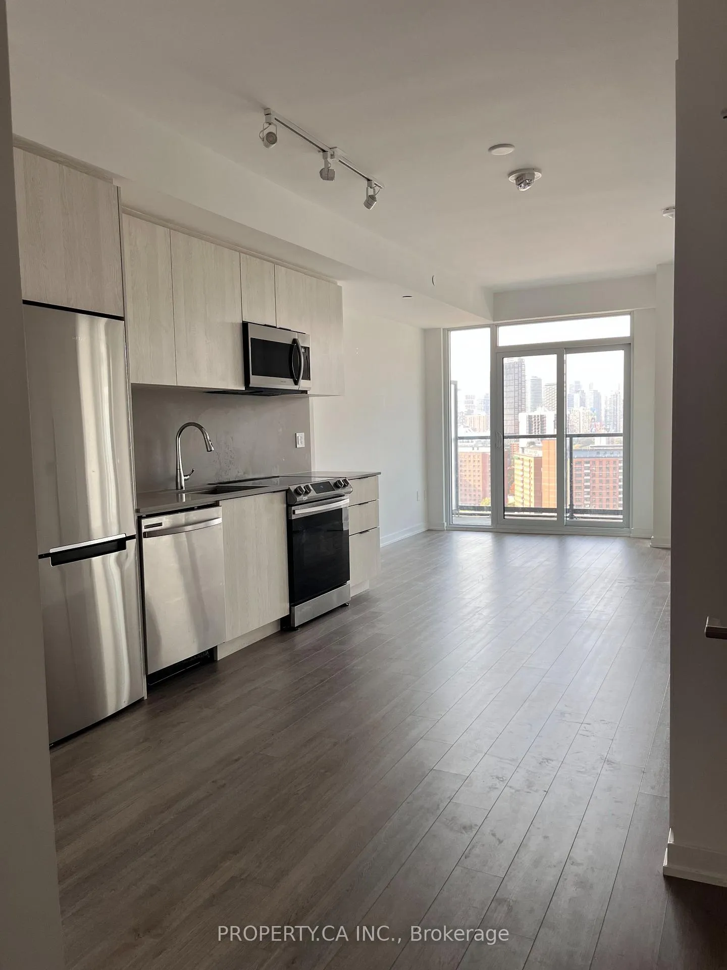 Front of Unit 1910, 48 Power Street