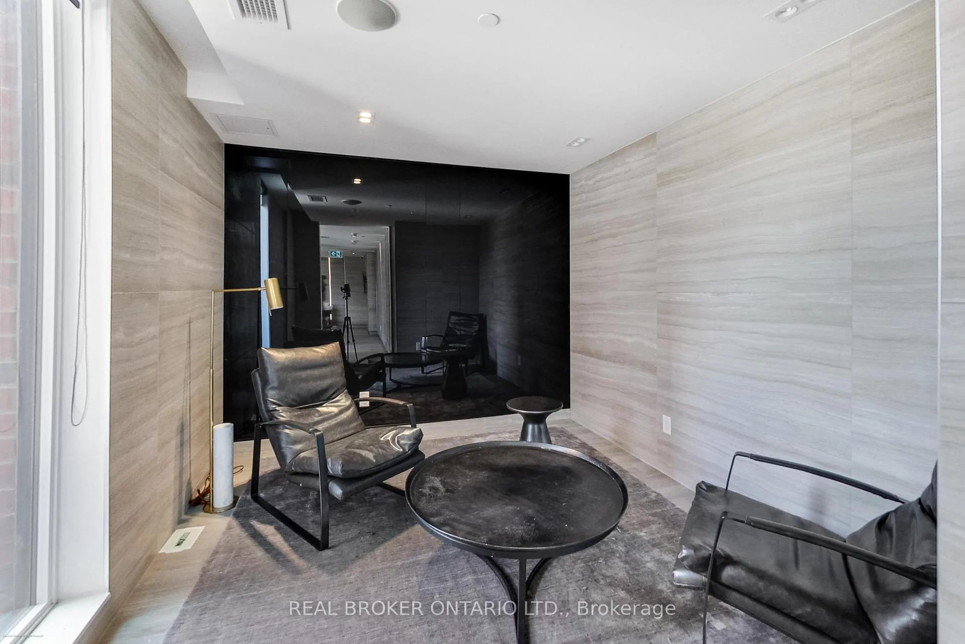 Photo 33 of Unit 1207, 185 Alberta Avenue, Toronto, Oakwood Village — HOMEH