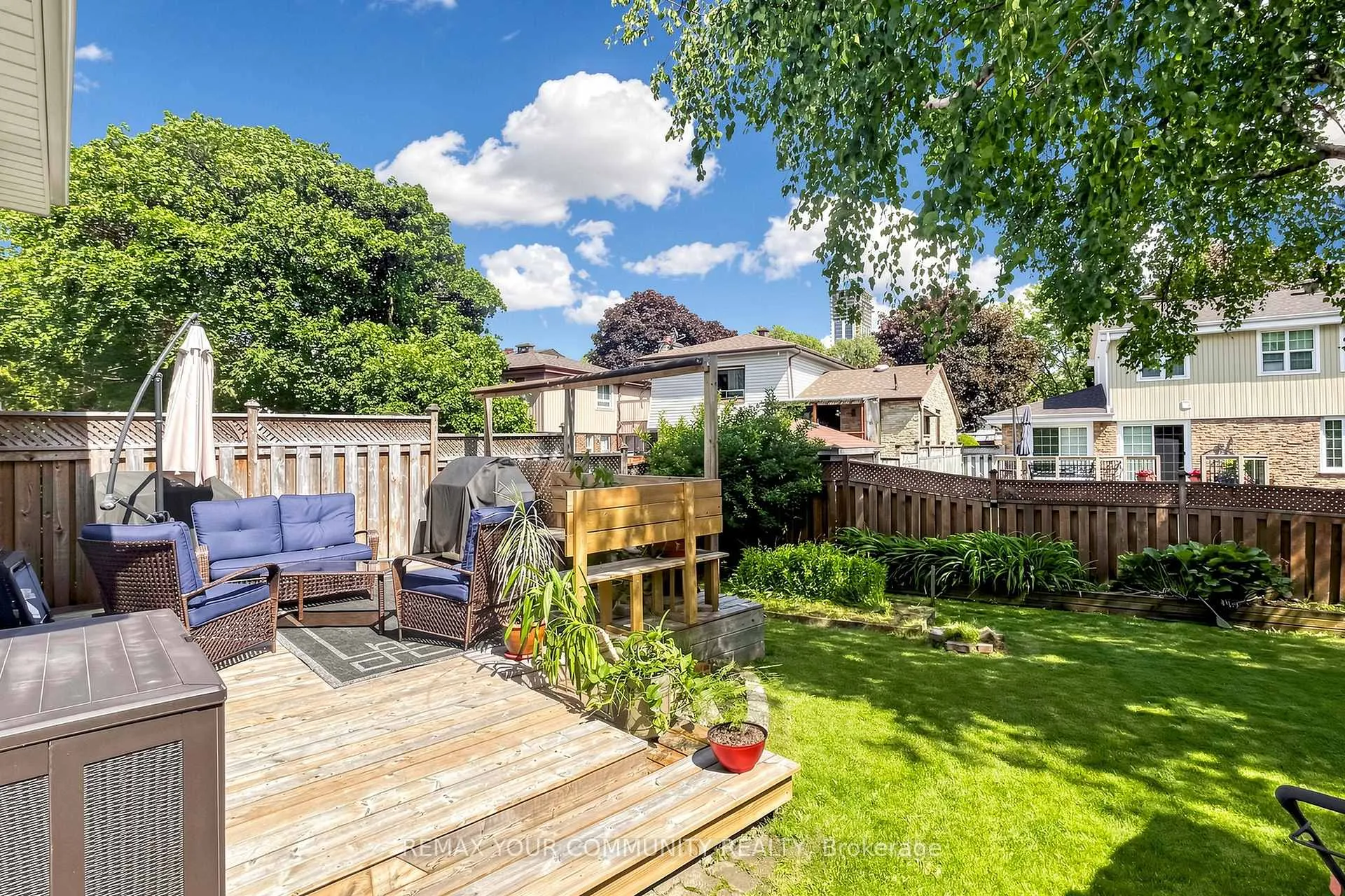 Photo 31 of 1746 Listowell Crescent, Pickering, Liverpool — HOMEH