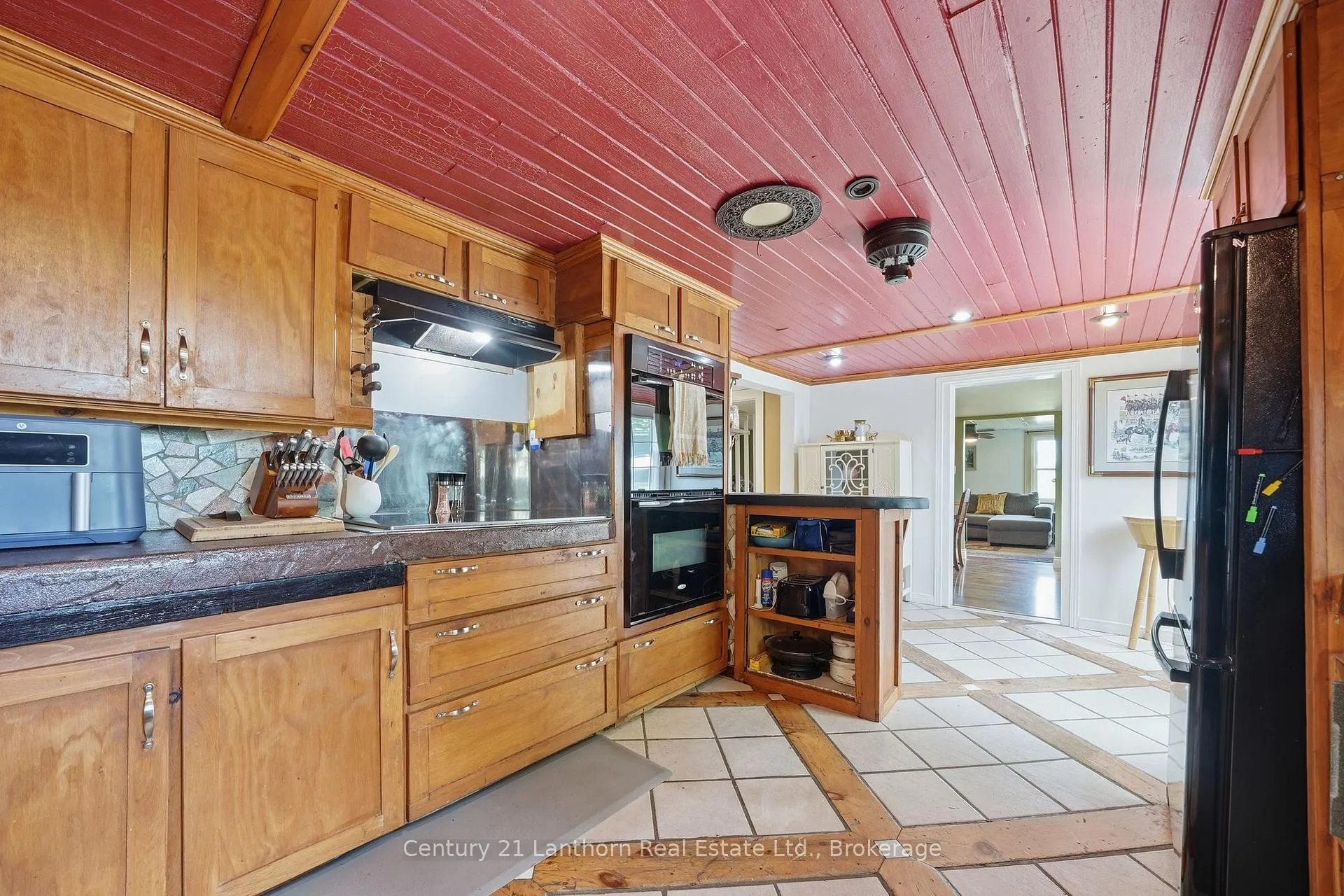 Photo 3 of 1247 County 7 Road, Prince Edward County, North Marysburg Ward — HOMEH