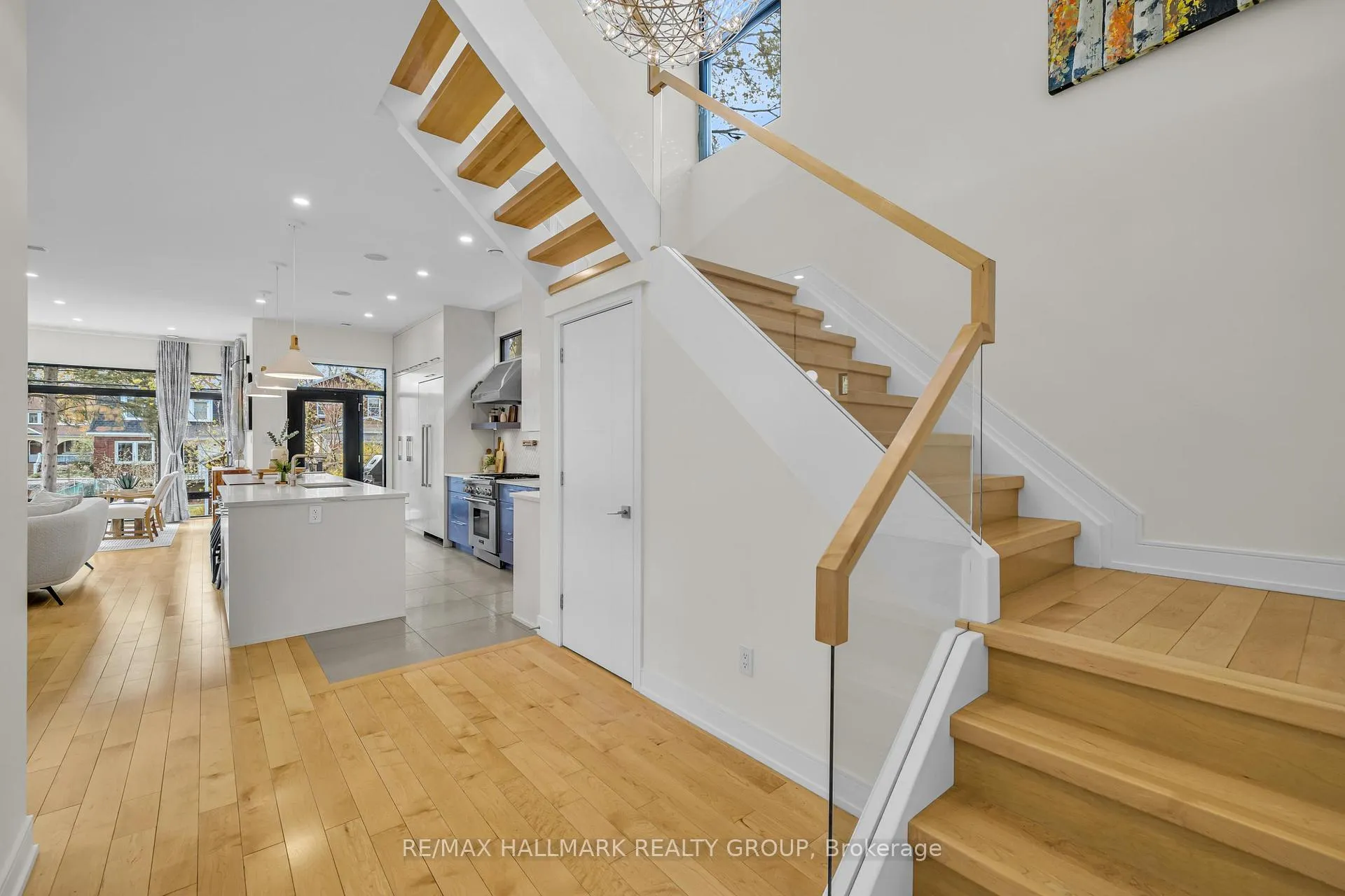 Photo 4 of 92 Grange Avenue, Ottawa, Ottawa West — HOMEH