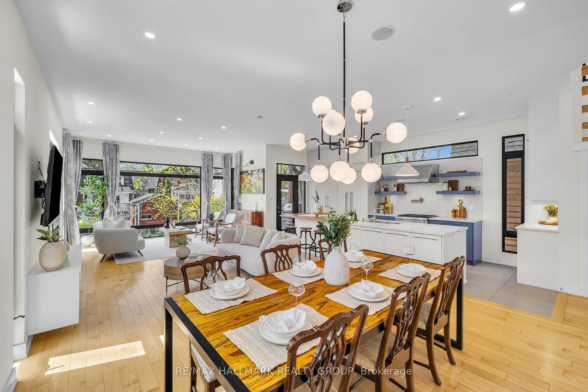 Photo 5 of 92 Grange Avenue, Ottawa, Ottawa West — HOMEH