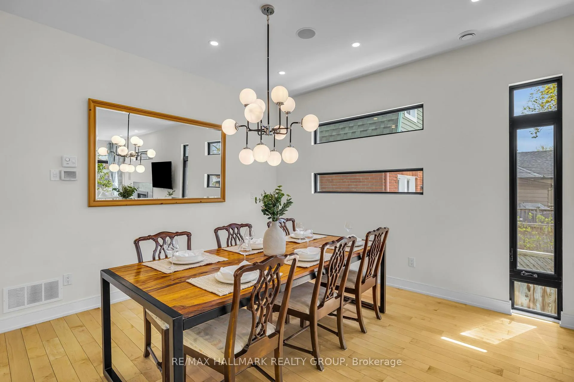 Photo 7 of 92 Grange Avenue, Ottawa, Ottawa West — HOMEH