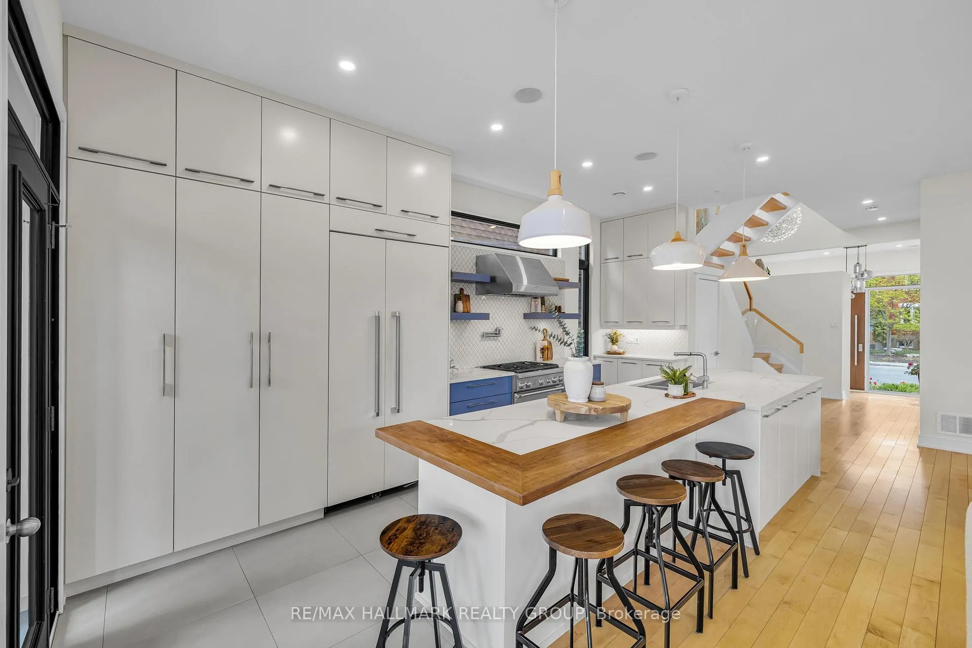 Photo 10 of 92 Grange Avenue, Ottawa, Ottawa West — HOMEH