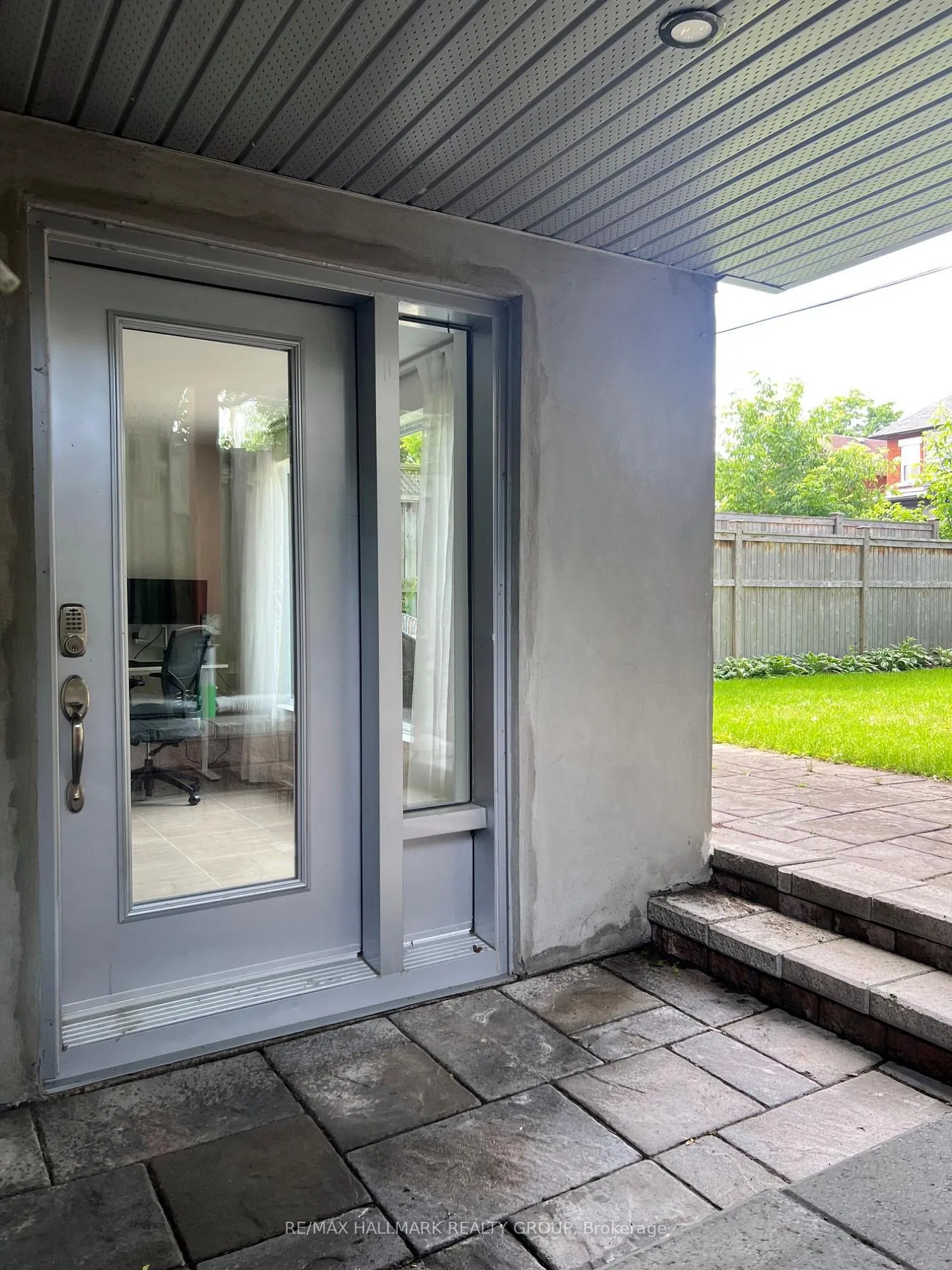 Photo 33 of 92 Grange Avenue, Ottawa, Ottawa West — HOMEH