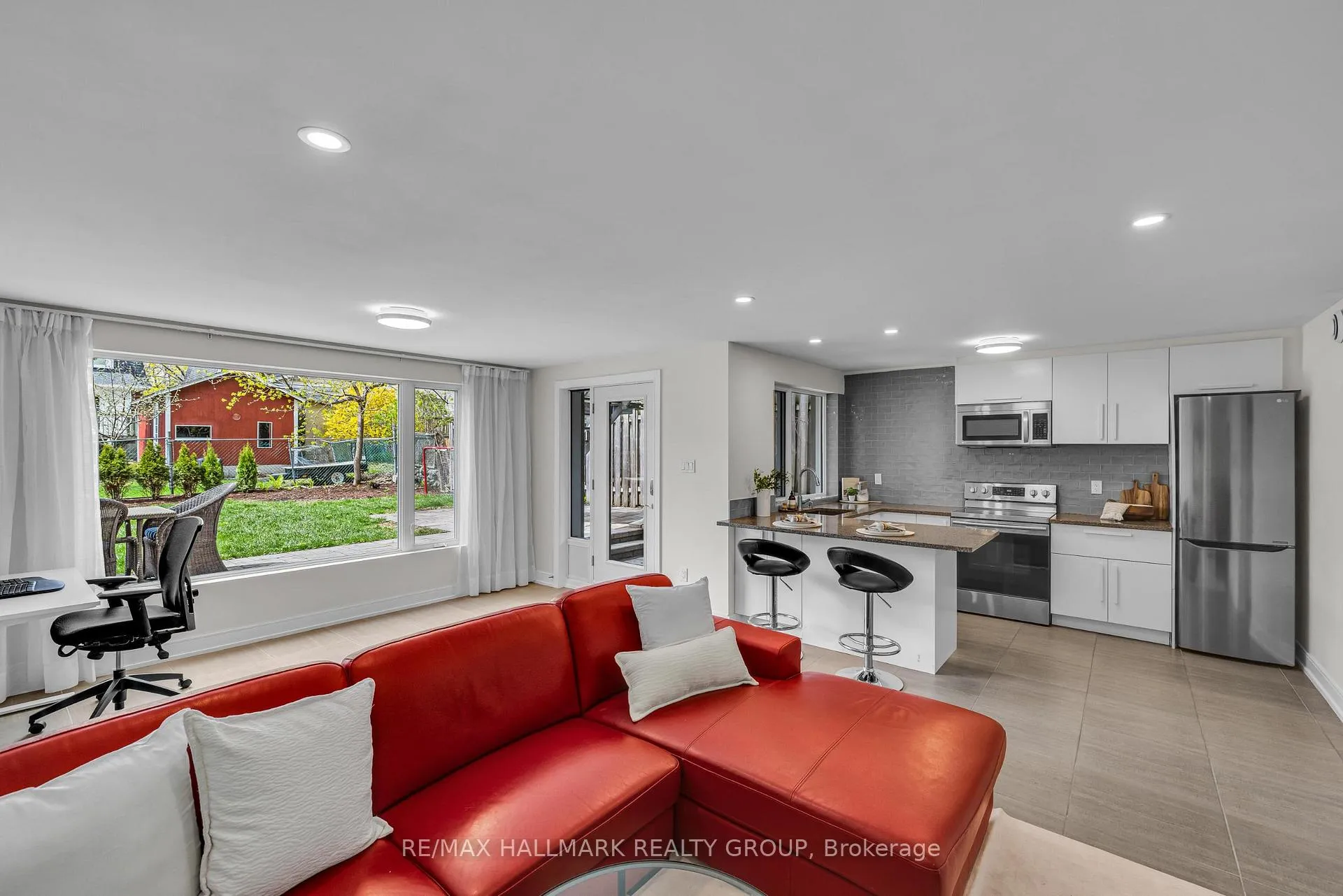 Photo 35 of 92 Grange Avenue, Ottawa, Ottawa West — HOMEH