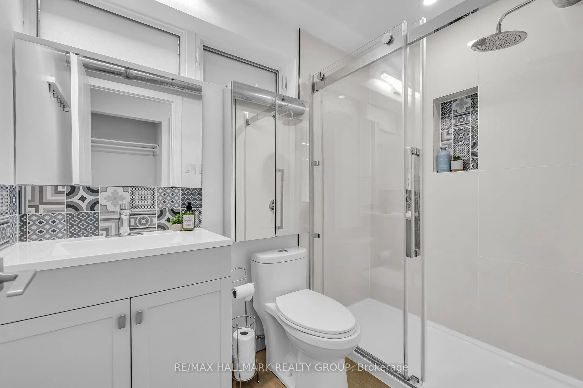 Photo 39 of 92 Grange Avenue, Ottawa, Ottawa West — HOMEH