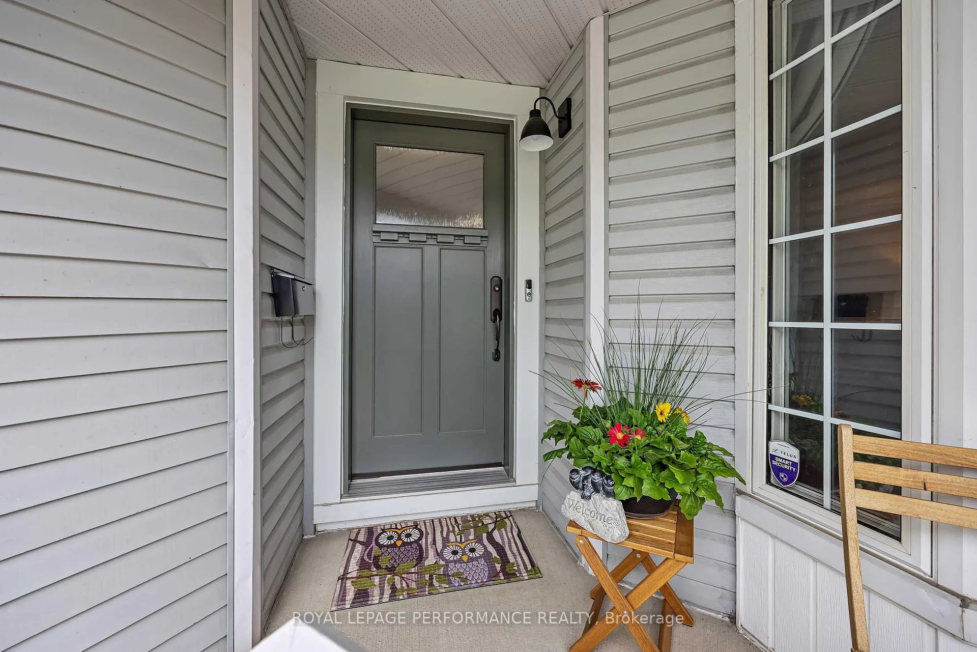 Photo 4 of 1705 Belcourt Boulevard, Ottawa, Orleans/Sunridge — HOMEH