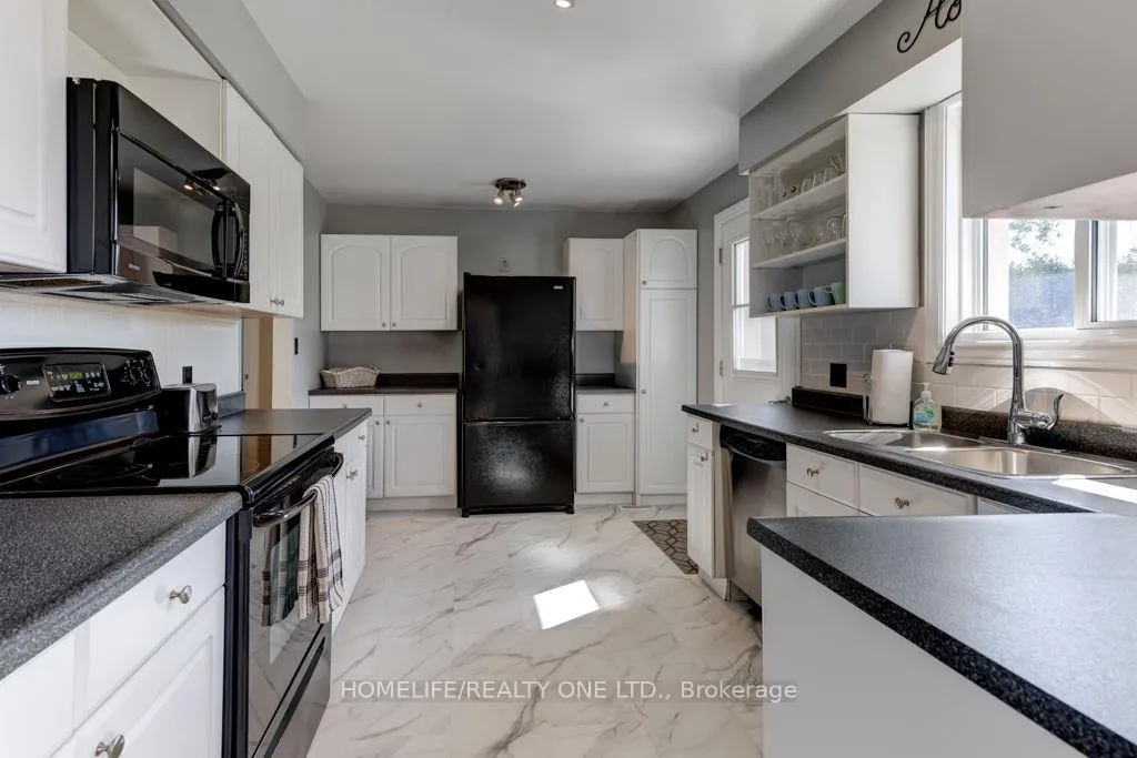 Photo 12 of 329 Lakeshore Road, Brighton — HOMEH