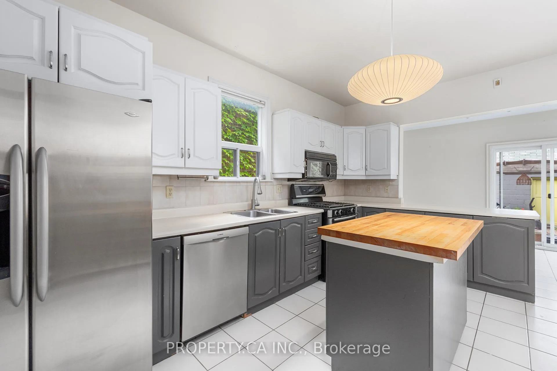Photo 10 of 233 Clinton Street, Toronto, Palmerston-Little Italy — HOMEH