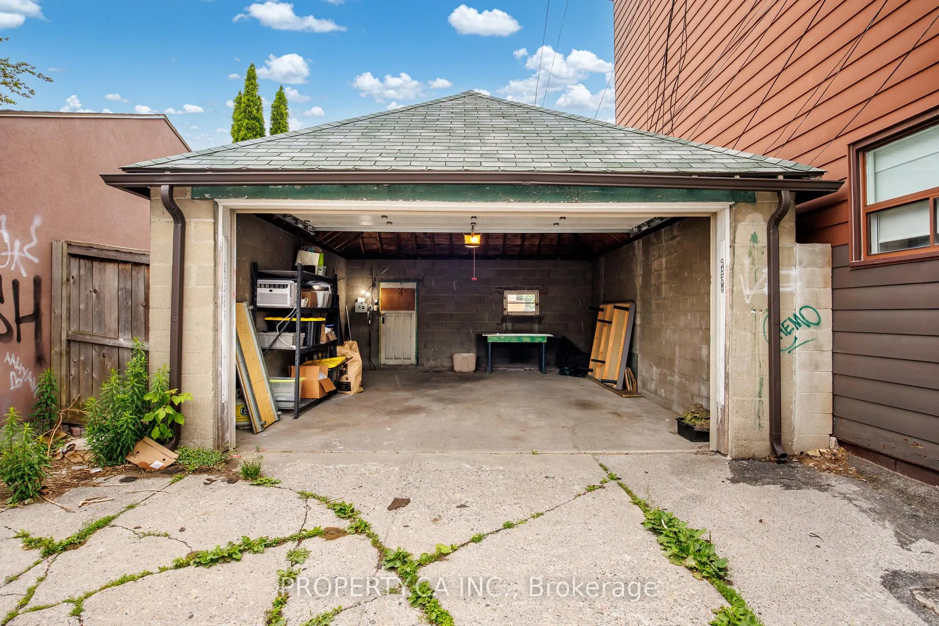 Photo 32 of 233 Clinton Street, Toronto, Palmerston-Little Italy — HOMEH