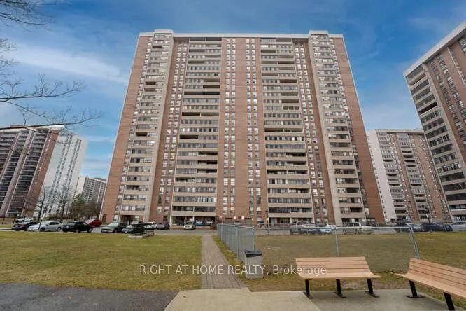 Photo 1 of Unit 707, 18 Knightsbridge Road, Brampton, Queen Street Corridor — HOMEH